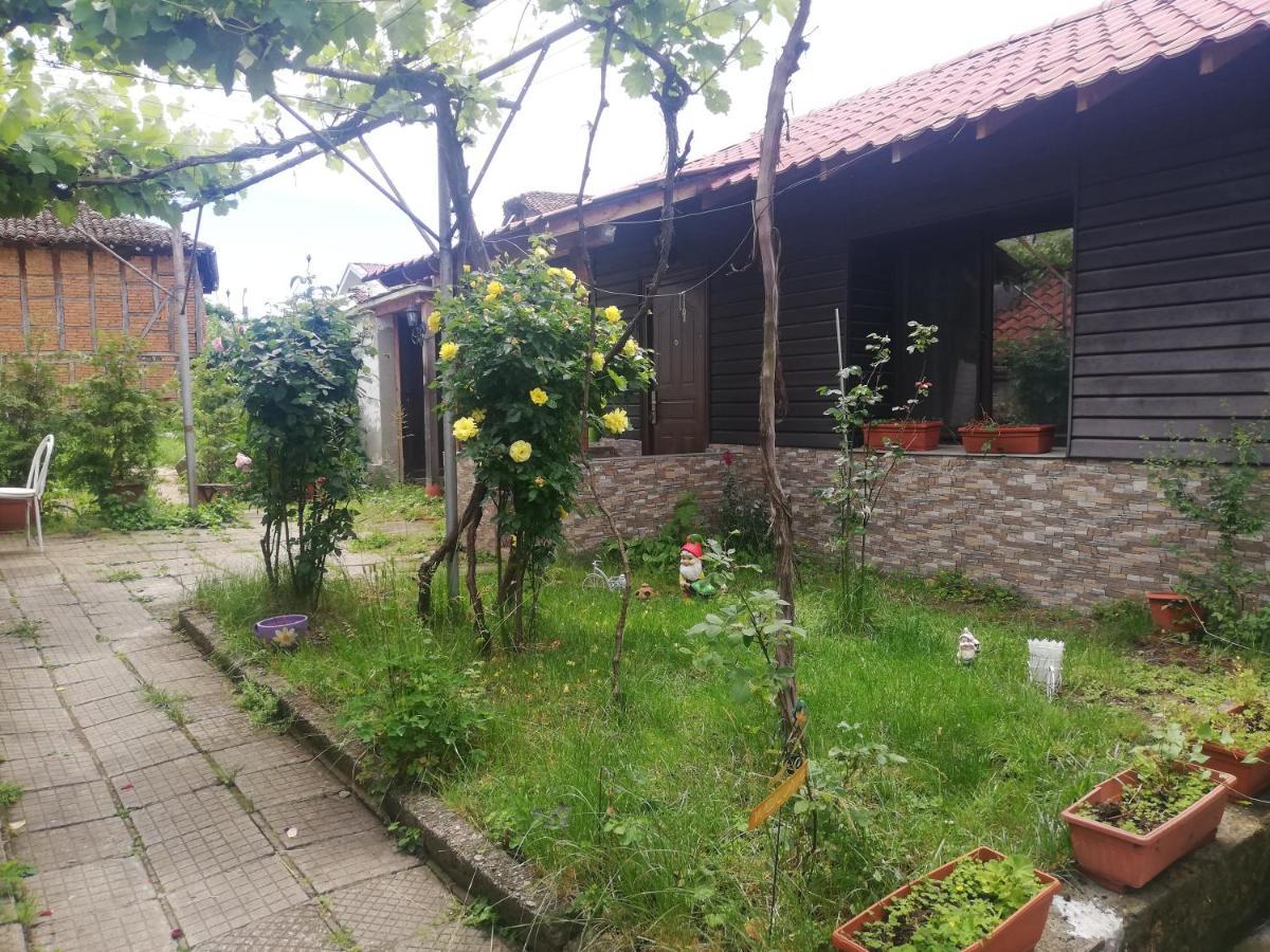 Quiet Nook House Villa Kalofer Ngoại thất bức ảnh