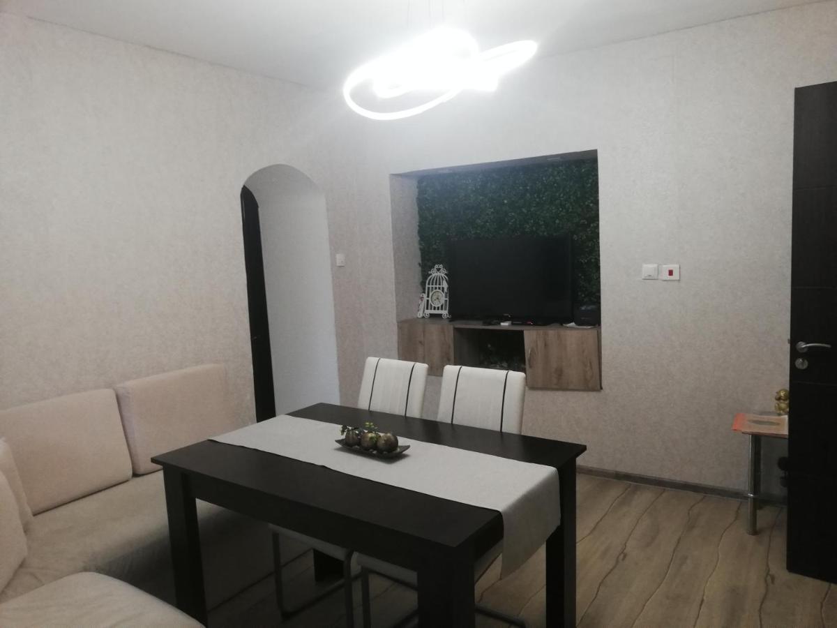 Quiet Nook House Villa Kalofer Ngoại thất bức ảnh